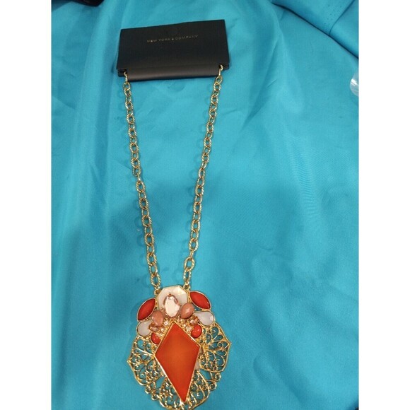 New York & Company Beautiful Chain Necklace 17in+3 with Stones & Crystals. - Picture 3 of 5